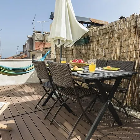 Lovelystay - 2bedroom Flat - Bica, Charm And Terrace Lisbon
