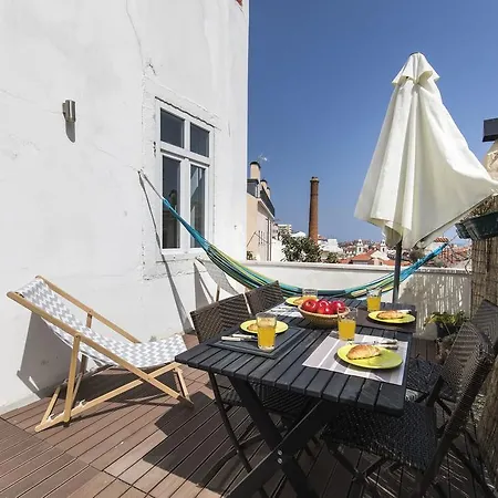 Lovelystay - 2bedroom Flat - Bica, Charm And Terrace Lisbon
