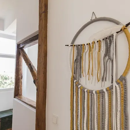 Lovelystay - 2bedroom Flat - Bica, Charm And Terrace *